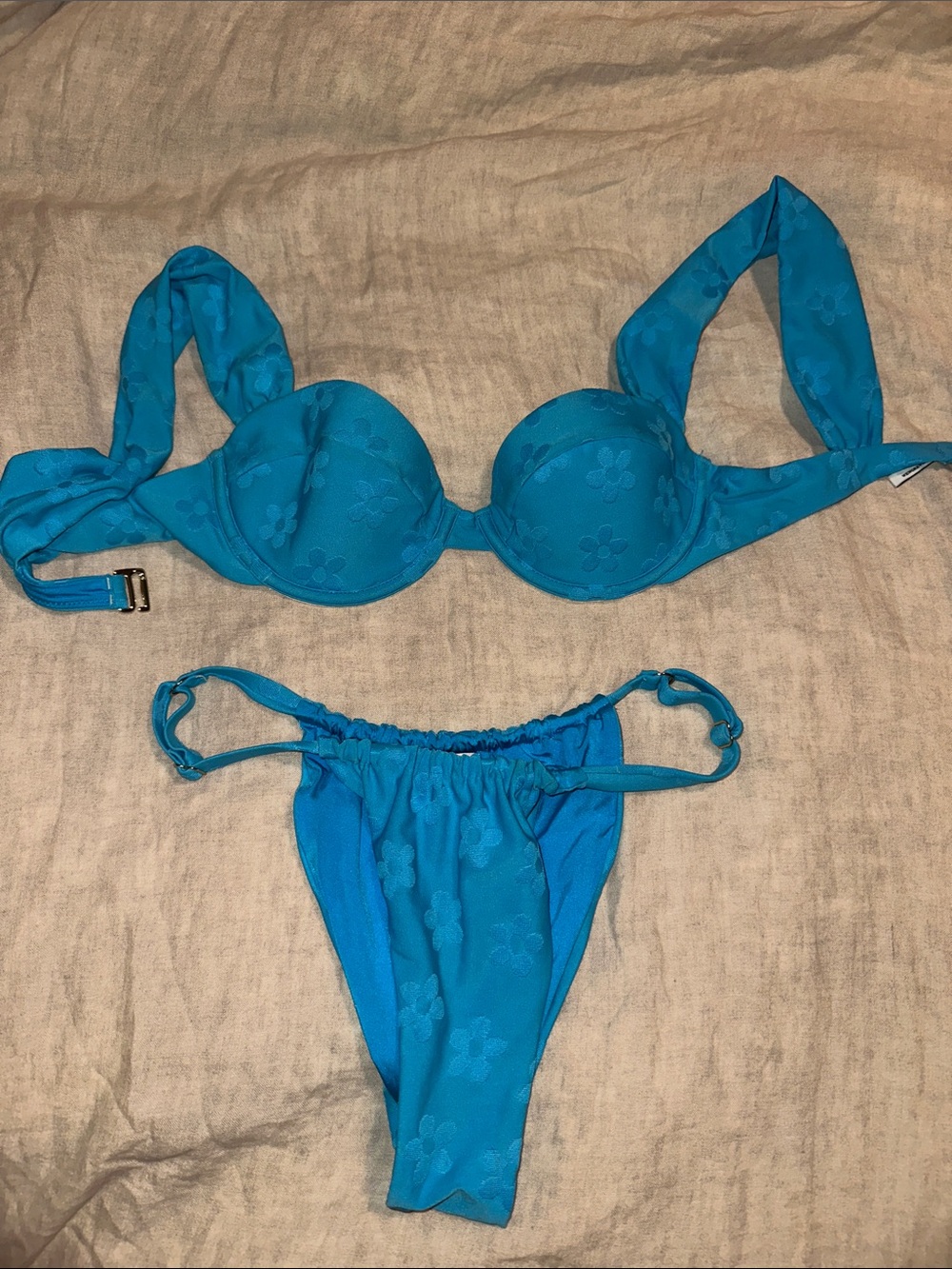 WeWoreWhat Teal Blue Floral Underwire Bikini Set